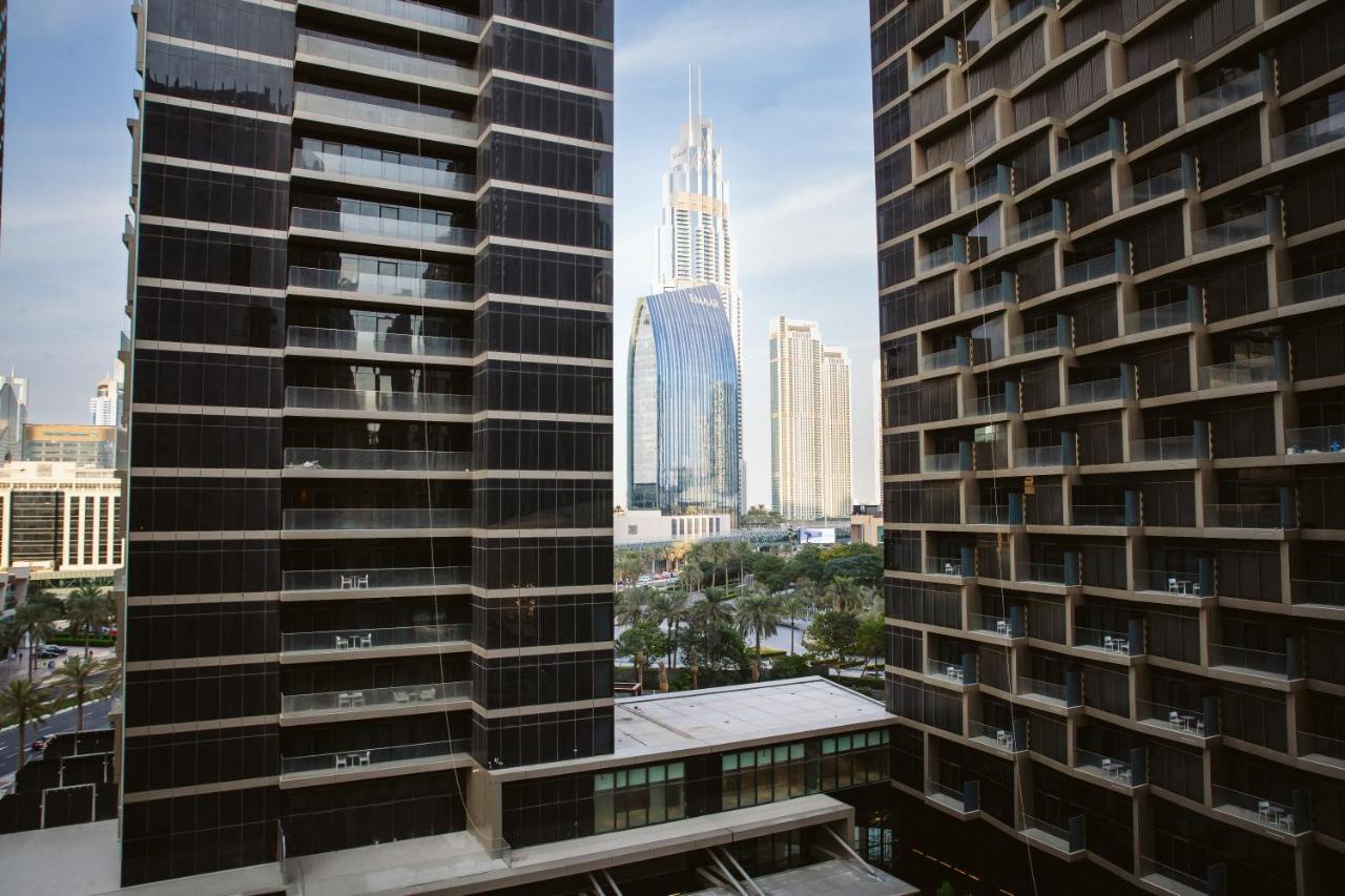 Luxury Apartment At Standpoint Tower By Emaar Dubai Exterior photo